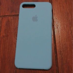 A dark blue iPhone 8 Plus case